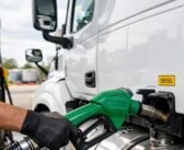 Força-tarefa autua 11 revendas por suspeita de preços abusivos